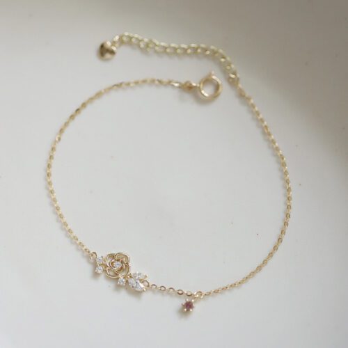 Minimalist Flower Bracelet
