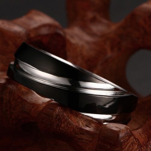 Amis Ring