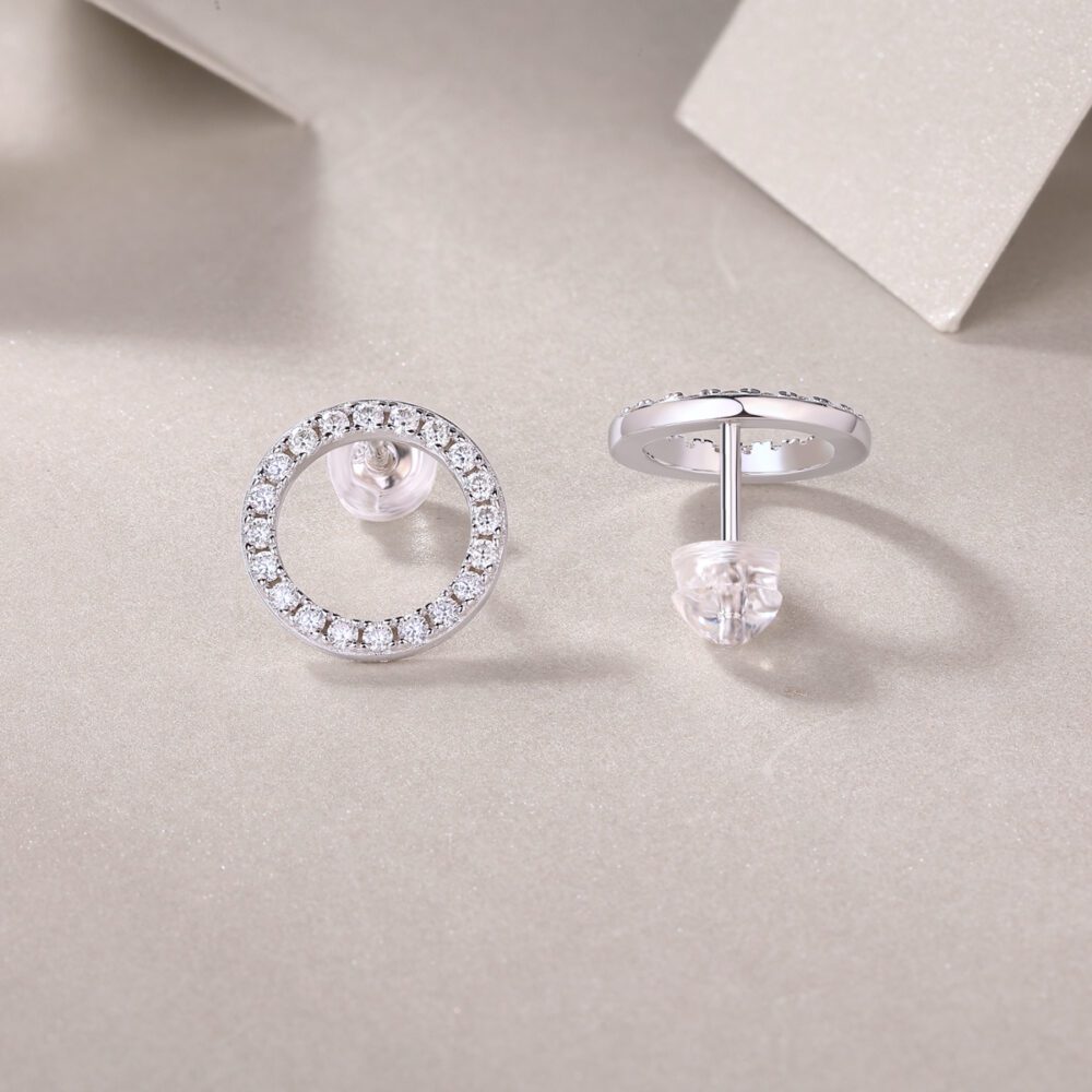 Celeste Circle Studs – Radiant Simplicity in Silver