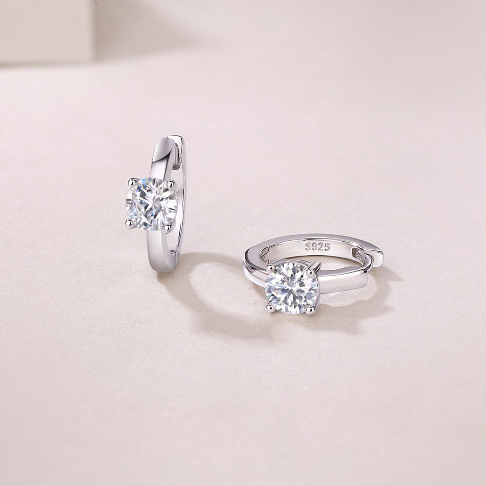 Set Out To The Heart Of Luxury Fashion Diamond Earrings Stud Mossan Diamond Silver Ornaments - Image 3