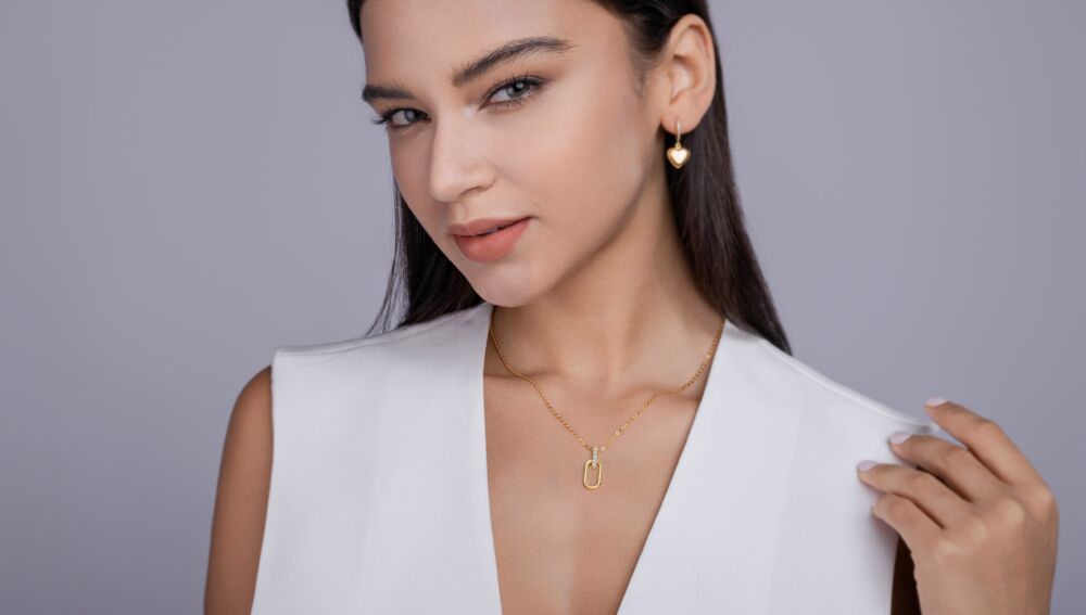 Light And Shadow Geometry - A Fashionable And Trendy Diamond Jewelry Necklace Pendant Set With Moissanite S925 Sterling Silver And Gold Plating - Image 7