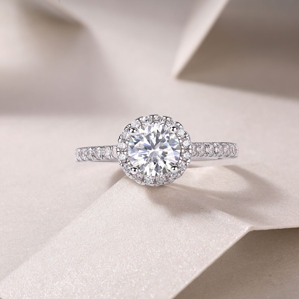 Hug Your Lover With A Large Diamond Ring Luxury Fashion Set With Moissanite Silver Ring - Image 5