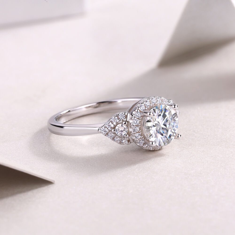 Luxury Fashion Large Diamond Wedding Ring With Moissanite Silver Ring - Image 4