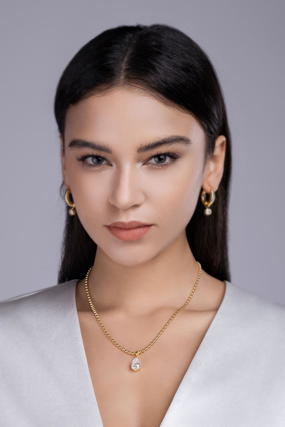 Wish Light - A Fashionable And Trendy Diamond Jewelry Necklace Pendant Set With Pear-shaped Moissanite S925 Sterling Silver And Gold Plating - Image 2