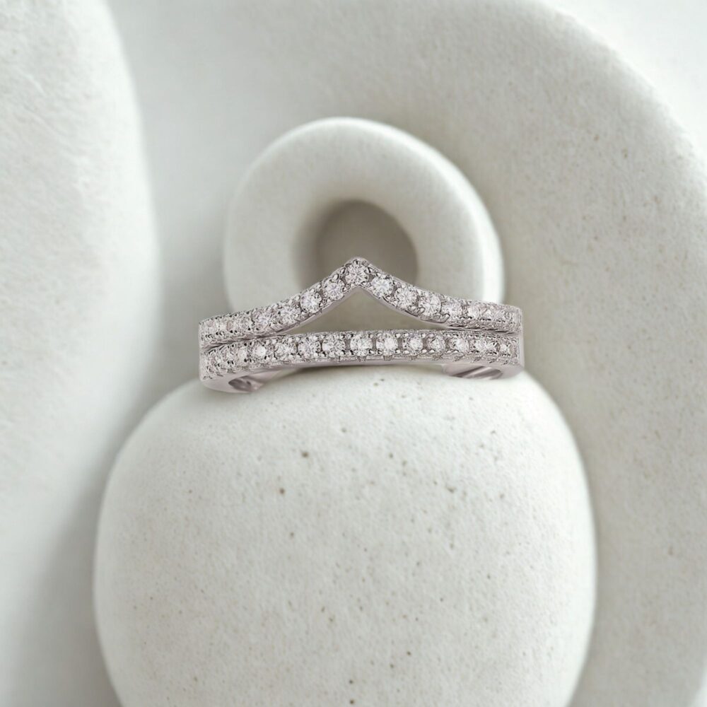 Crown’s Gentle Nightfall - Image 2