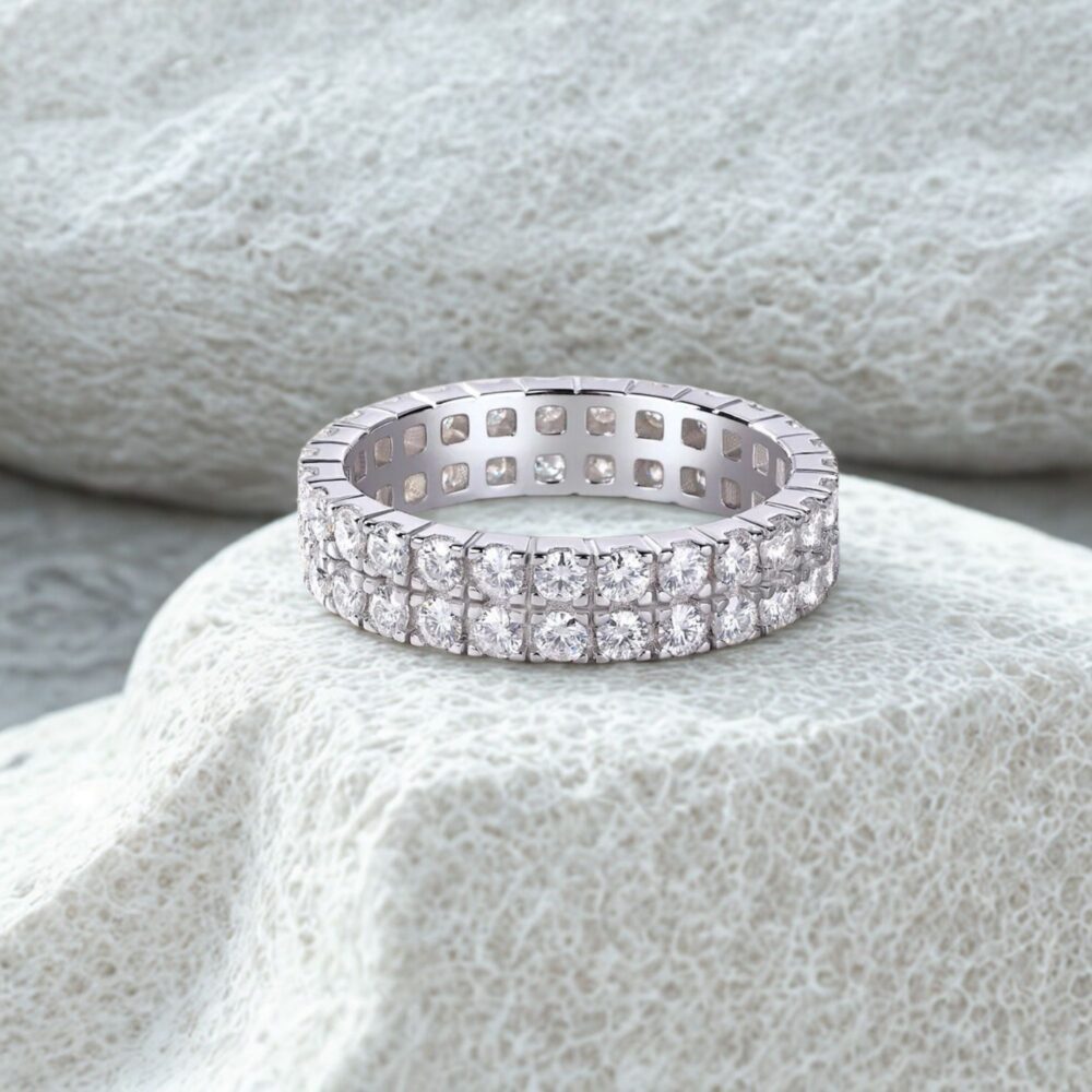 Dream’s Silvered Echo - Image 4